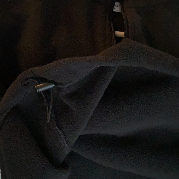 SOLD: TNA polar fleece 1/2 zip sweater - Picture 5 of 5